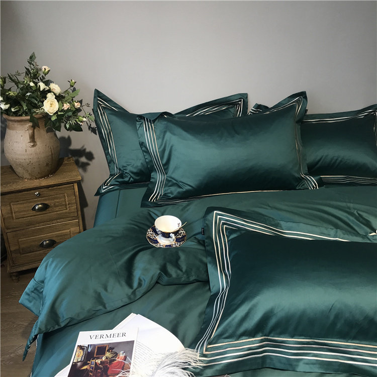 Swiss imports 140 horses cotton high-end pure colour pure cotton gungung satin embroidery Four sets of 1 8m bedding