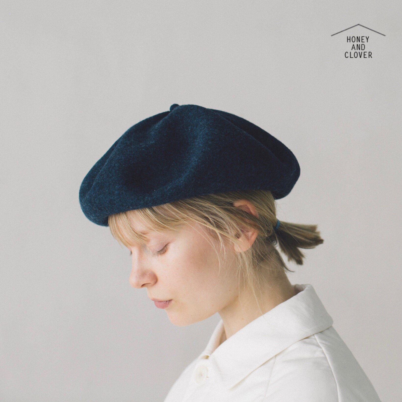 Spot Japanese mature ha beret top gather Japanese Joker Wool Beret Multicolor Men and Women