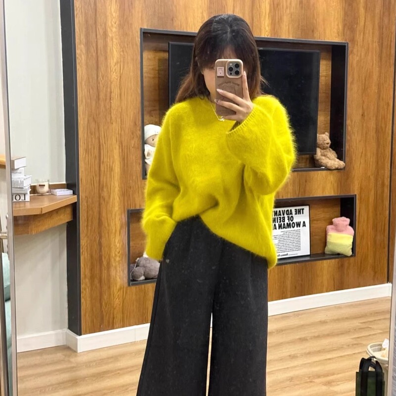 Autumn and Winter New Long-Haired Mink Velvet Sweater for Women, Mink Velvet Round Neck Pullover, Thickened, Lazy Style, Loose Mid-Length Sweater Autumn and Winter New Long-Haired Mink Velvet Sweater for Women, Mink Velvet Round Neck Pullover, Thickened, Lazy Style, Loose Mid-Length Sweater