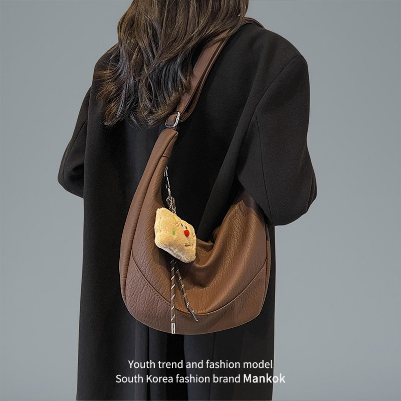 Mankok Versatile Casual Crossbody Bag For Women 2026 Spring New Retro Large Capacity Commuter Tote Shoulder Bag - Thumbnail 3