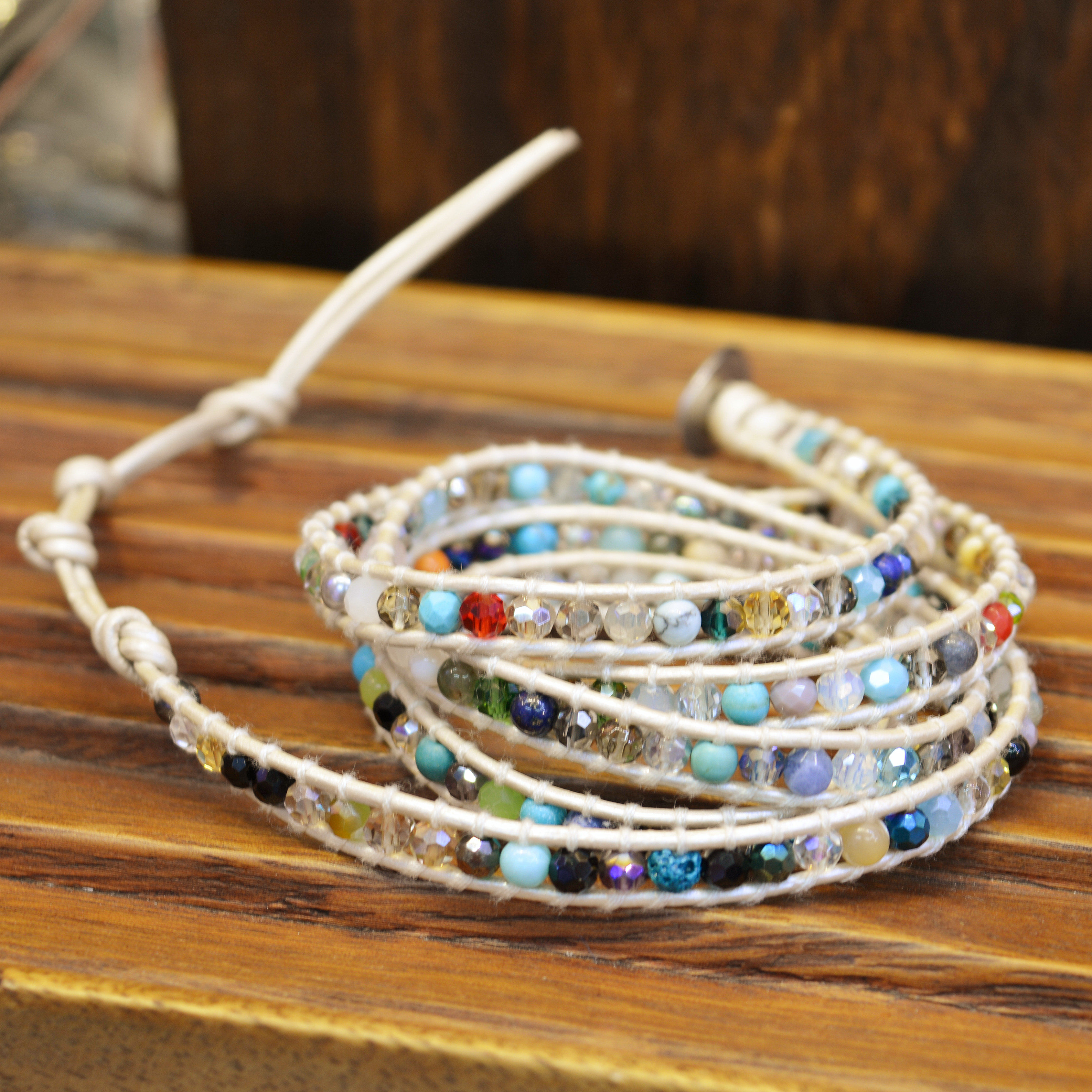 VIKIKO white mixed lap 5-ring bead string multilayer cow leather rope wound hand-woven 100 lapped crystal hand alchemy