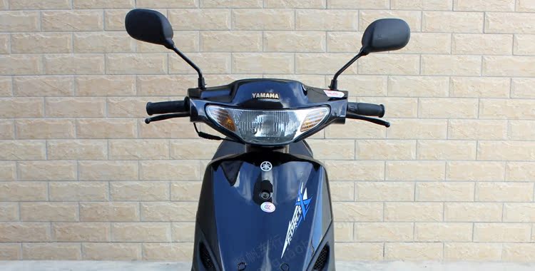 Thứ hai tay Yamaha xe máy Fuxi 100cc nhiên liệu xe đạp của phụ nữ đi xe tay ga bốn thì xe