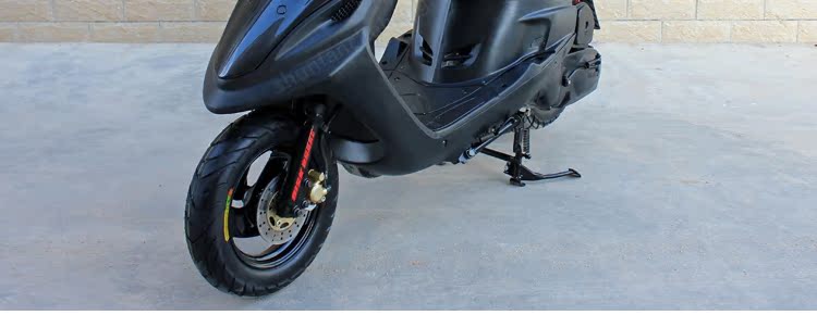 Thứ hai tay Yamaha xe máy Fuxi 100cc nhiên liệu xe đạp của phụ nữ đi xe tay ga bốn thì xe