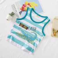 Зеленый и белый полосатый крокодиловый жилет