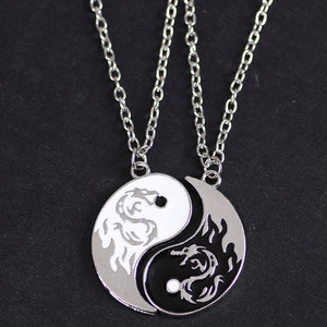 Black and White Double Dragon Retro Couple Spliced Necklace Brother Pendant Ancient Style Unisex Token Pendant Hip-Hop Sweater Chain