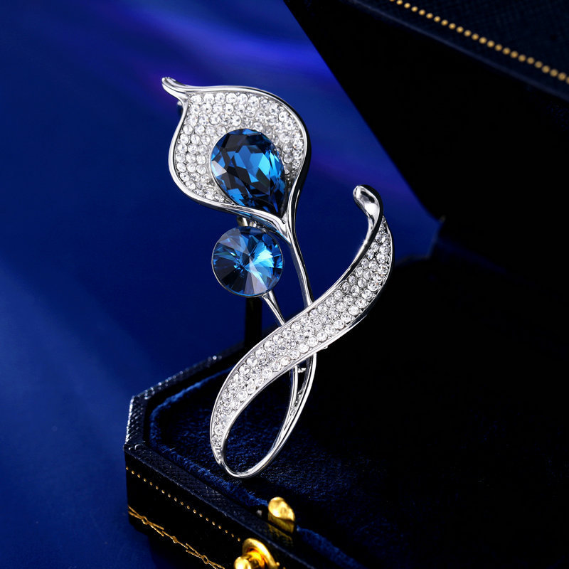 Korean Style New Calla Lily Brooch, High-End and Elegant Suit Dress Brooch, Fashionable Coat Versatile Accessory for Women