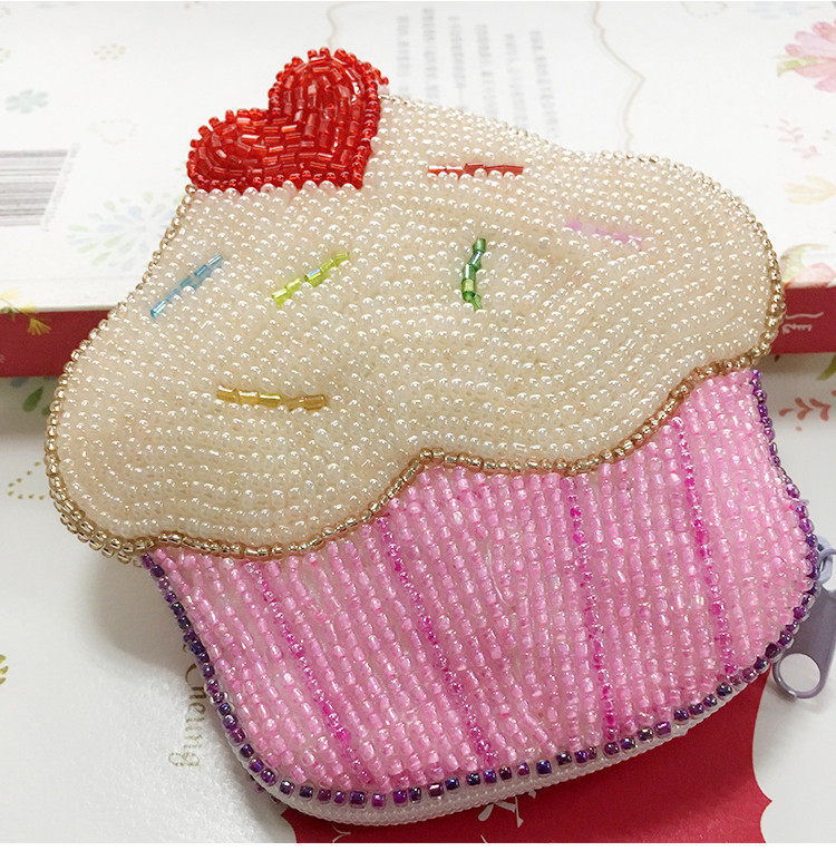 Japan-ROK Pop Hand Bead Embroidered Zero Wallet Woman Hands Carrying Fresh Pink Strings Beads Coin Bag Loving Cake Slanted Satchel