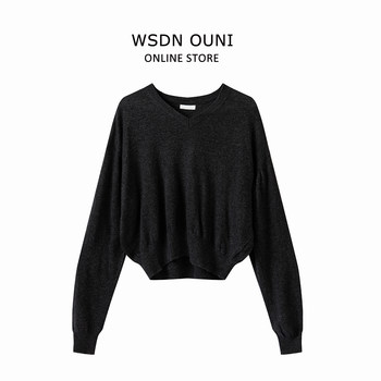 The anchor's same style v-neck soft and waxy loose pullover thin sweater autumn and winter korean style lazy style bottoming sweater