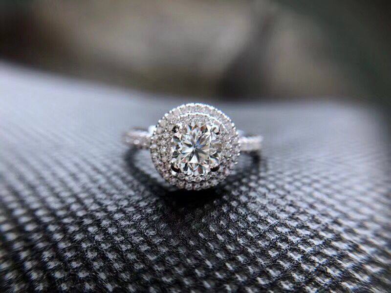 18K gold drilling ring wedding 30 points 50 Diamond ring female 1 carat courting wedding explicit drilling group inlaid