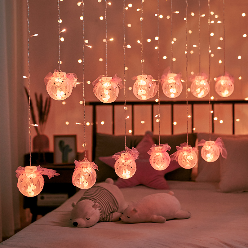 Girl net red romantic atmosphere decoration princess room proposal bedroom layout colorful lights flashing lights string full of stars