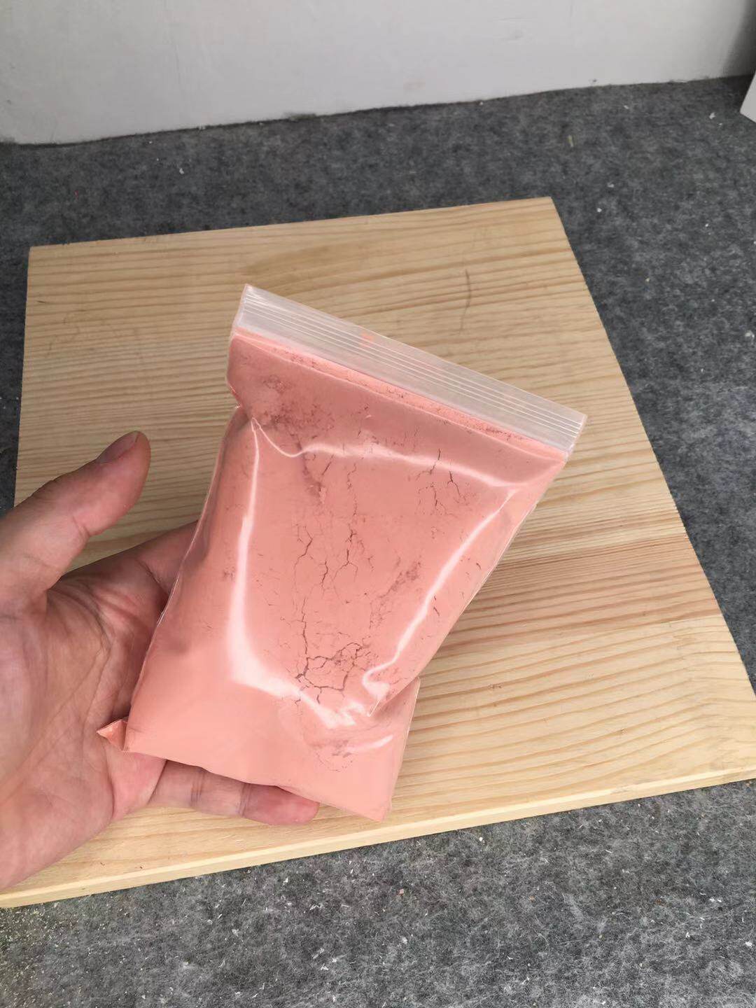 Ultra-high hardness Iron red gypsum Very good fluidity Hard as a stone