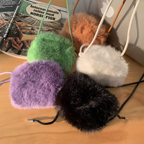 How to do foam autumn winter new pure color plush suede small round bag inclined satchel 100 hitch mini packet bag single shoulder bag female tide