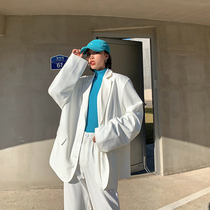 Why choose oversize white blazer womens spring and autumn 2021 new ins loose Korean casual top