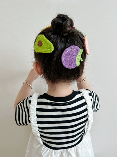 Милая трикотажная ткань на липучке, детская клубника, безвредная маленькая челка, не повреждает волосы