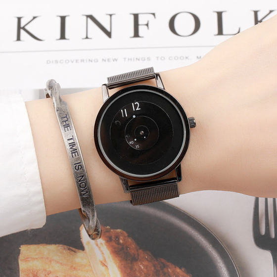 Black technology simple men's and women's new concept creative junior high school and high school students men's waterproof niche electronic watch