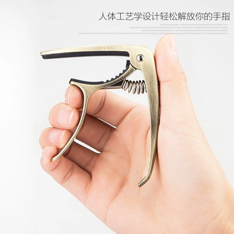 Hợp kim nhôm capo dân gian acoustic guitar capo kim loại capo ukulele phụ kiện nhạc cụ - Phụ kiện nhạc cụ