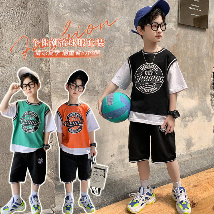Boy Summer Short Sleeve Suit 2022 New CUHK Tong Xia Fashion Boy Personality Trend Sports Ball Wear two sets
