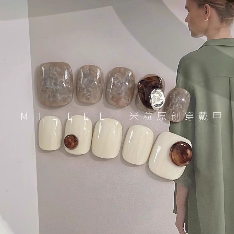 【Mili Rice Grain】Wuyu Original Design Short Handmade Wearable Nails Autumn and Winter Niche High-End Texture Nail Art 【Mili Rice Grain】Wuyu Original Design Short Handmade Wearable Nails Autumn and Winter Niche High-End Texture Nail Art