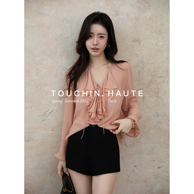 Touchin Haute Replica of the Classic "Heavenly Kiss" Kitagawa Keiko Series Rayon/Chiffon Shirt