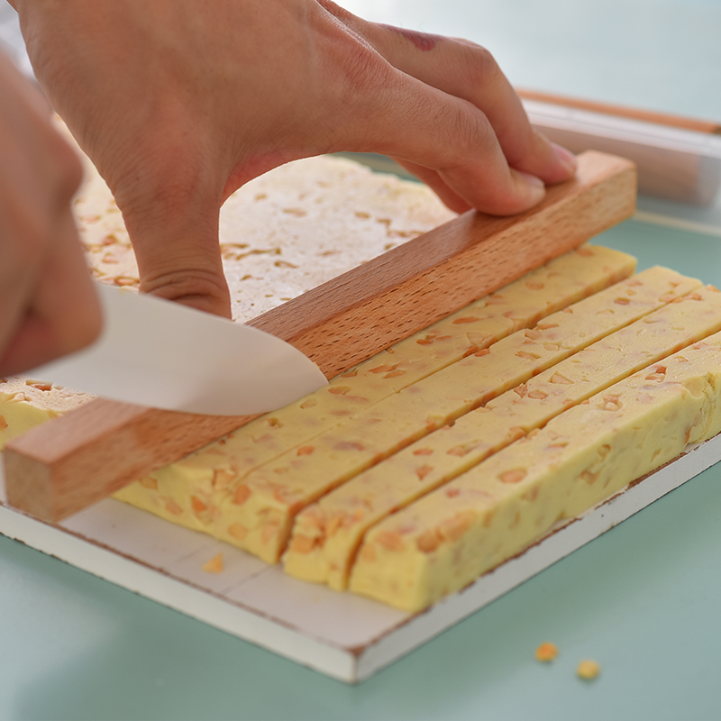 Công cụ cắt bông tuyết Nougat Bộ dụng cụ làm sô cô la thủ công DIY Dicering Tấm nhựa Silicone Gasket Khuôn khuôn nhựa làm bánh