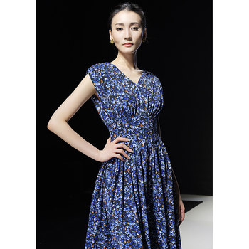 2026 summer retro hong kong style v-neck pleated waistband large swing skirt crystal linen floral women's mid-length dress