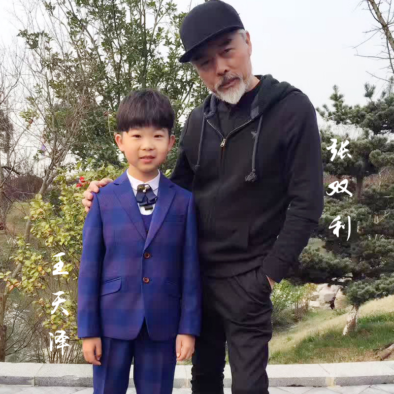 BOERSS trai ăn mặc Set Childrens Flower Childrens Performance Suit Childrens Suit Hàn Quốc Version bé Casual Suit mùa hè mùa xuân