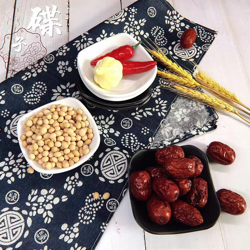 Japanese-style small dishes gourmet dried fruit shooting props food photography Taobao still life photography grain photography ornaments