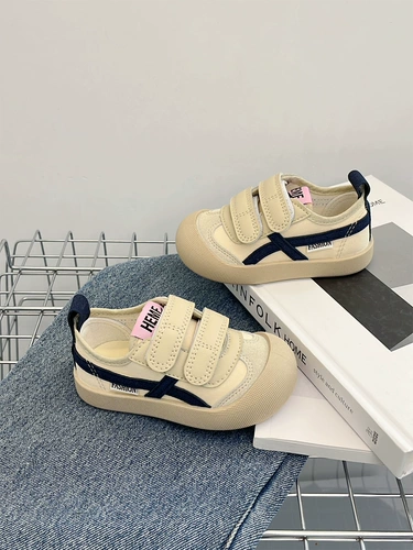 Купить товар Холщовая обувь Forrest контрастных цветов, повседневная обувь с легким носком в корейском стиле для мальчиков и девочек, повседневные кроссовки