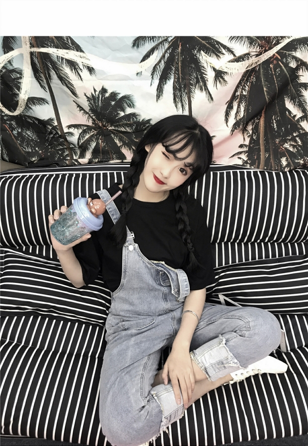 Hồng Kông sang trọng mang phong cách nữ mùa hè phong cách mới Daning loạt thời trang denim tình yêu đầu tiên quần curling lỏng quai chín quần thủy triều chân váy bò