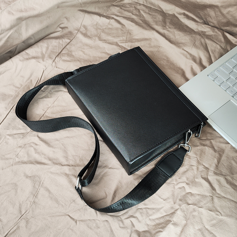 Small Square Bag Men's Bag Clutch Crossbody Bag Travel Business Long Wallet with Shoulder Strap Backpack Soft Leather Black Unisex Bag