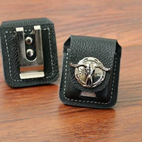 Темно -фиолетовая черная кожа Яркая серебряная острая угловая говядина голова говядины