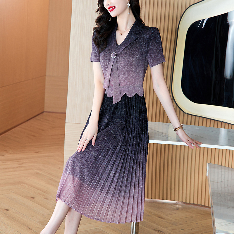 2026 Spring/Summer Starry Sky Color Fashionable High-End Slimming Fake Two-Piece Design Pleated Gradient Dress 2026 Spring/Summer Starry Sky Color Fashionable High-End Slimming Fake Two-Piece Design Pleated Gradient Dress