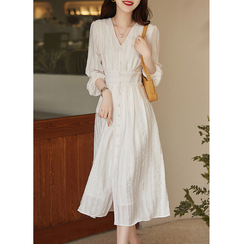 Brand fitted dress, french style