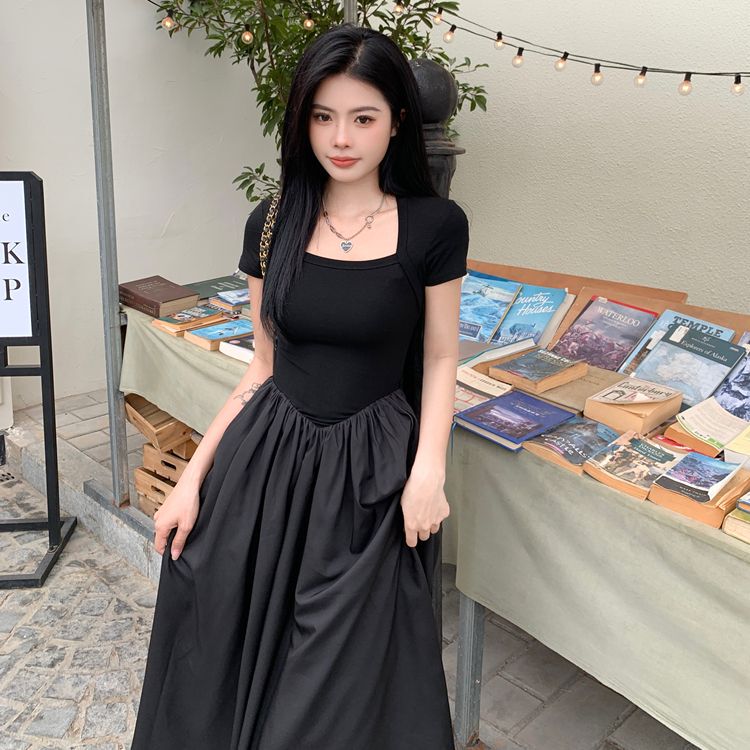 Plus-Size Hepburn-Style Square-Neck Dress for Women, 2026 Summer New Model, Loose Fit for Chubby Women, Tummy-Concealing, Slimming Black Long Dress for Women