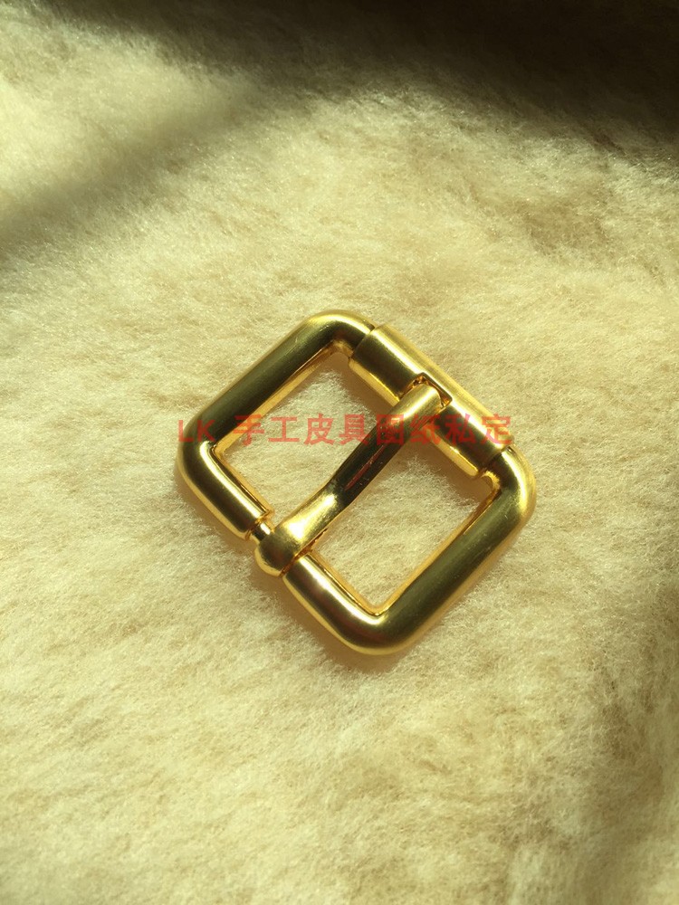 LK handmade leather with DIY drawing version type custom decapitated cut cow card bag special hardware pin button WJ004