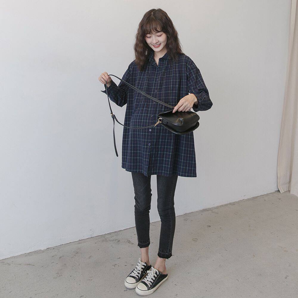 Pregnant Woman Spring Dress Blouse Fashion Foreign Pie Loose large size Size Casual Plaid in Long version Chaoma Out Breastfeeding Shirt