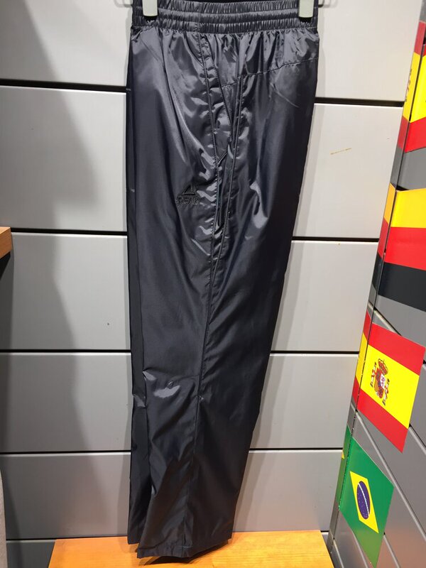 Peak Sports Pants for Men, Winter Style, Elastic Waistband, Double-Layered for Warmth, Single Back Pocket, Windproof Nylon Fabric, Genuine Product F324171 Peak Sports Pants for Men, Winter Style, Elastic Waistband, Double-Layered for Warmth, Single Back Pocket, Windproof Nylon Fabric, Genuine Product F324171