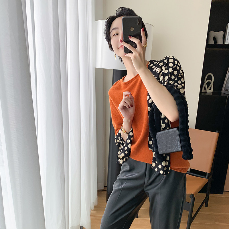 Track 98 wool Roll round collar base color design fashion to repair five - point sleeve knit knit undershirt