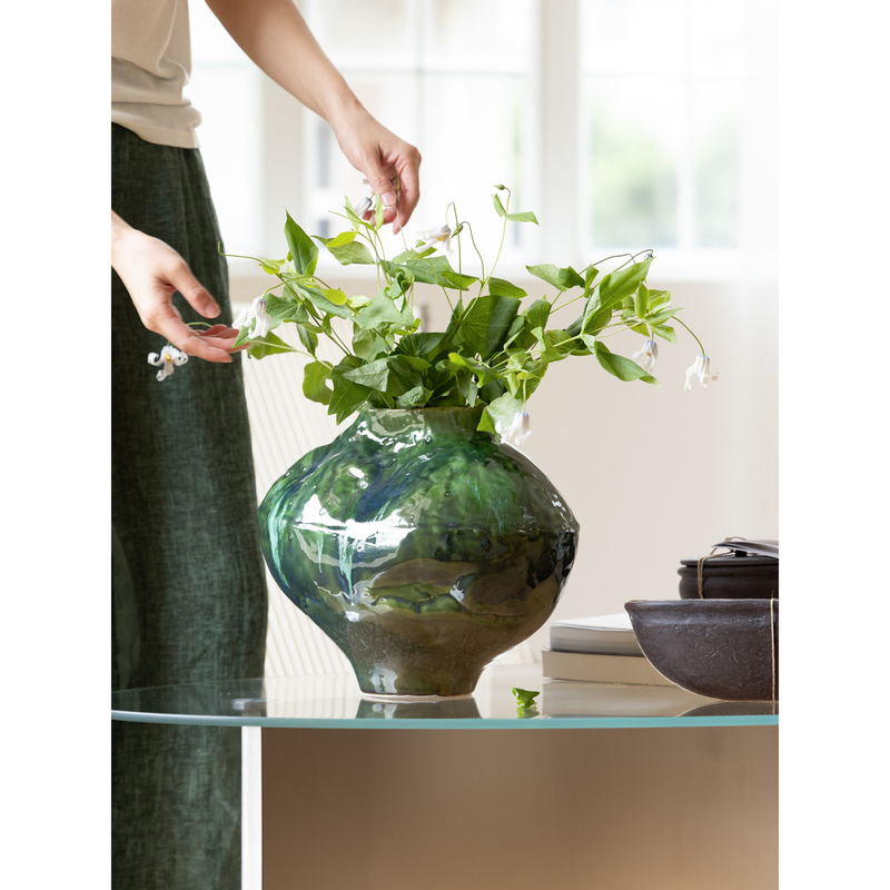 Ruonai Iceland Tundra Gift Malachite Glaze/Handmade by Artist Vase Ornament Limited Edition Moss Green Ruonai Iceland Tundra Gift Malachite Glaze/Handmade by Artist Vase Ornament Limited Edition Moss Green