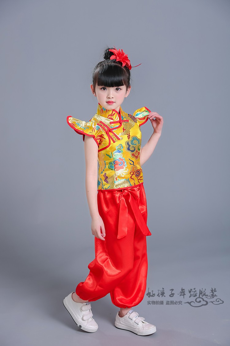 Biểu diễn võ thuật của trẻ em, quần áo lễ hội, nút thắt Trung Quốc, bài hát, trống trẻ em, cửa mở, trang phục múa đỏ đồ bộ cho be gái 12 tuổi