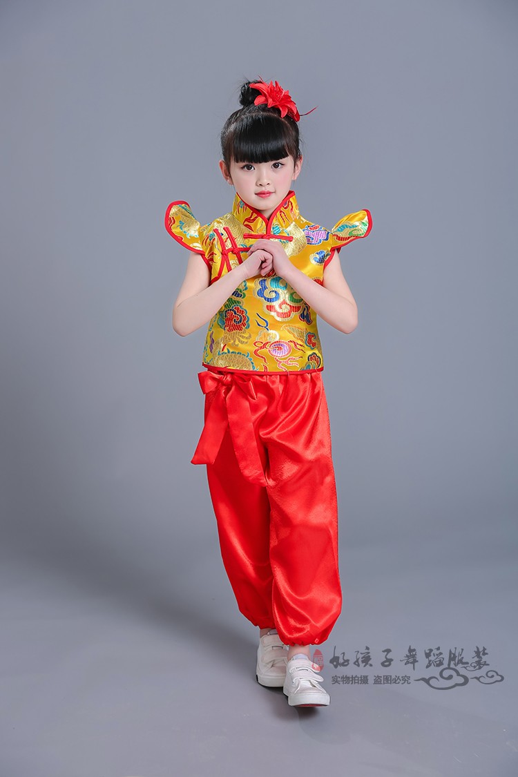 Biểu diễn võ thuật của trẻ em, quần áo lễ hội, nút thắt Trung Quốc, bài hát, trống trẻ em, cửa mở, trang phục múa đỏ đồ bộ cho be gái 12 tuổi