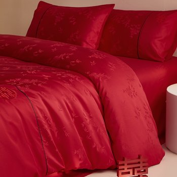 Chinese wedding character wedding four-piece set without fading color and ball