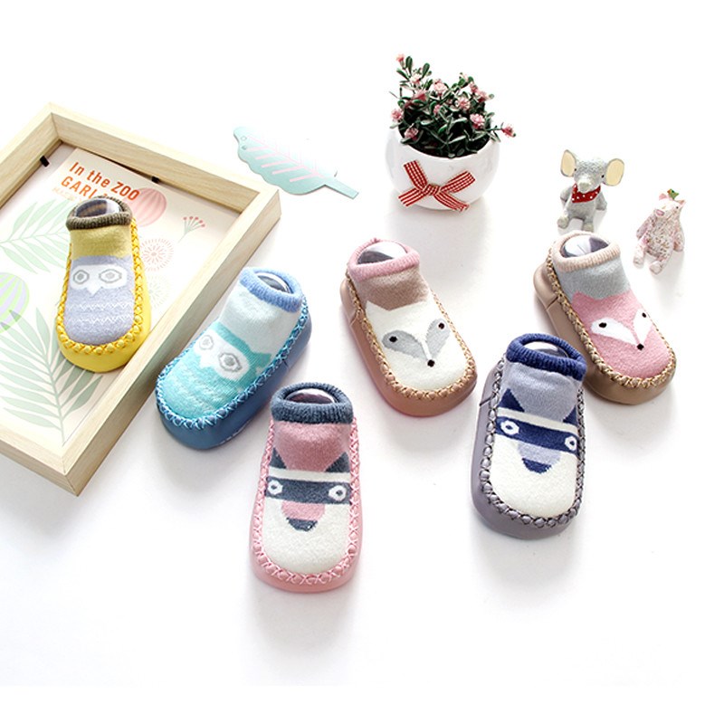 Mùa xuân và mùa thu Giày bé mới biết đi 0-6 tháng Giày bé đế mềm chống trượt Giày đế trẻ 1-3 tuổi quần lót size to