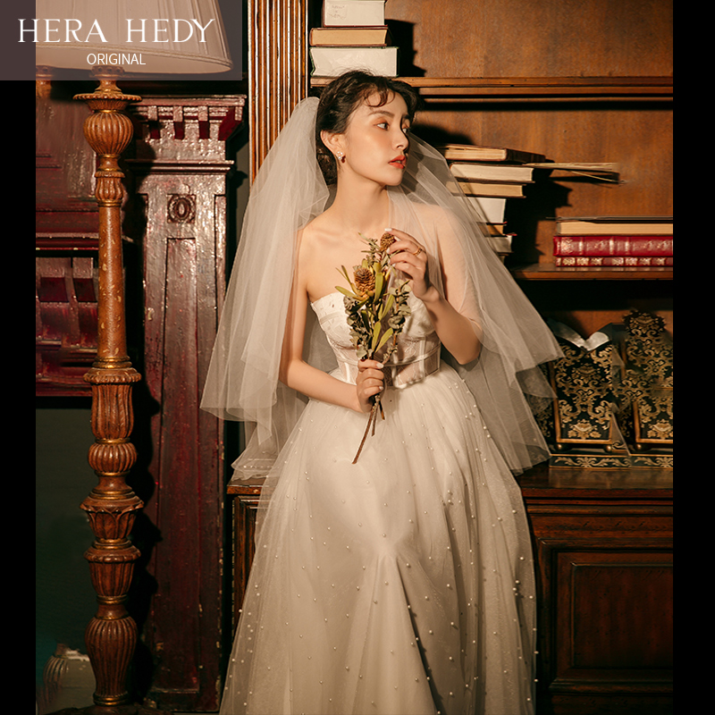 Wedding 2020 mùa thu cô dâu đám cưới mới lau ngực lữ đoàn bắn Vintage Sen hemline Hepburn móng tay đính cườm Pháp cưới nhẹ chiếc váy siêu cổ tích