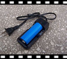 Запчасти для фонарика 105lix однослотовый 18650/26650