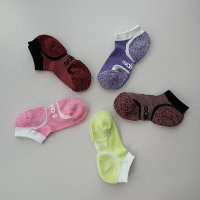 New thickened loop socks for women, low-top short socks, sweat-absorbing and anti-slip, running, basketball, fitness, sports and yoga socks