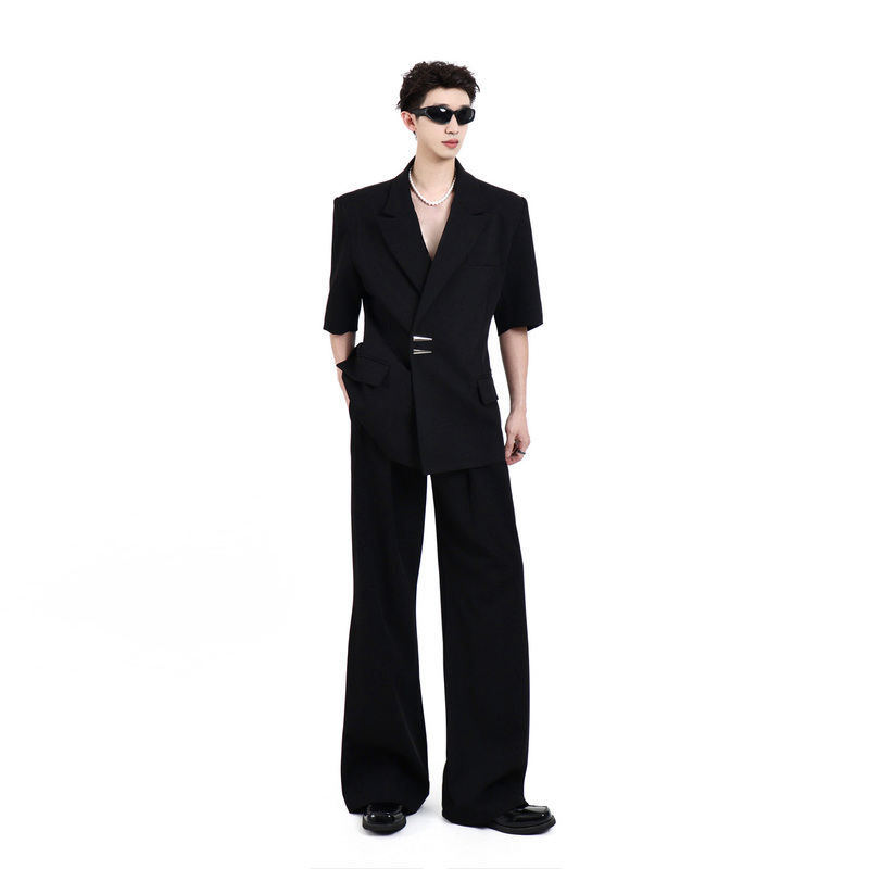 Unbound Light Luxury Niche Shoulder-Length Blazer for Men, Summer High-End Silhouette, Waist-Cinching Casual Short-Sleeved Suit
