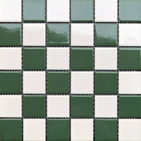 Не совсем белый 48 темно-зеленый + белый яркий