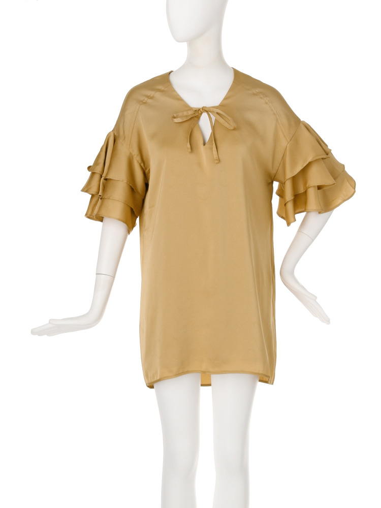 17 mùa thu và mùa đông gốc Tháng Mười sản phẩm mới EM0DA tầng xù trumpet tay áo với bướm silk satin dress váy nhung đẹp