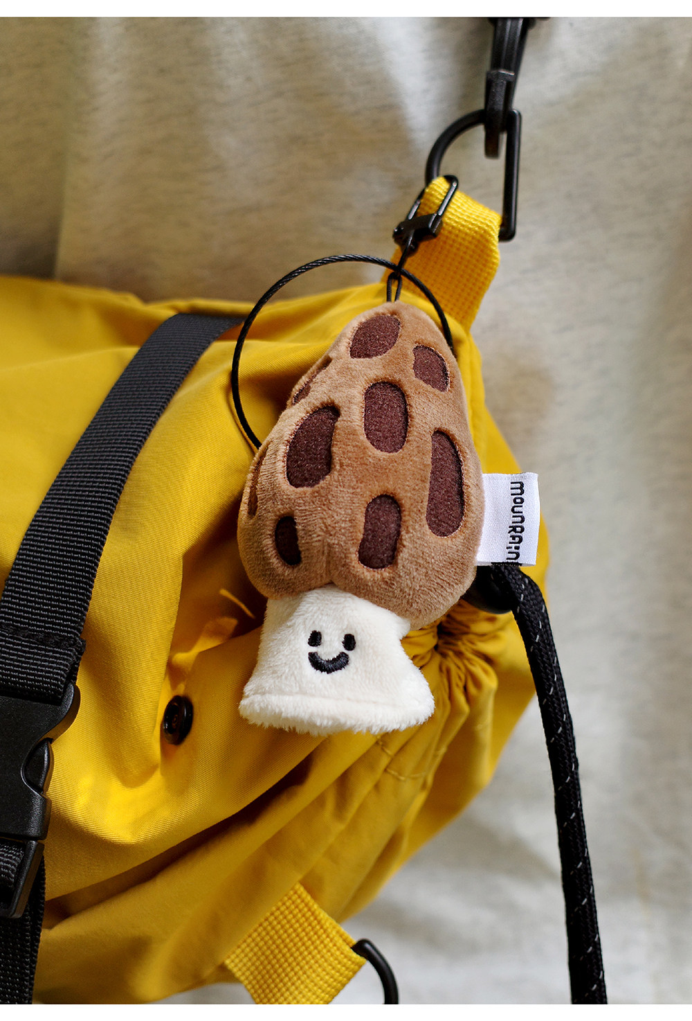 雨過山オリジナル アミガサタケぬいぐるみキーホルダー かわいいキノコ